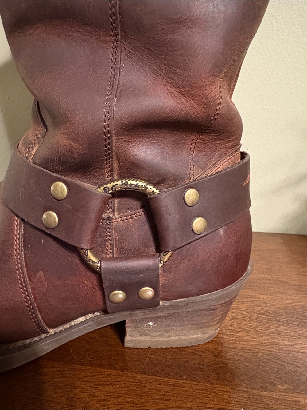Ariat Vintage Women's Brown Leather Motorcycle Harness Boots - Size 6.5B - Picture 4 of 7